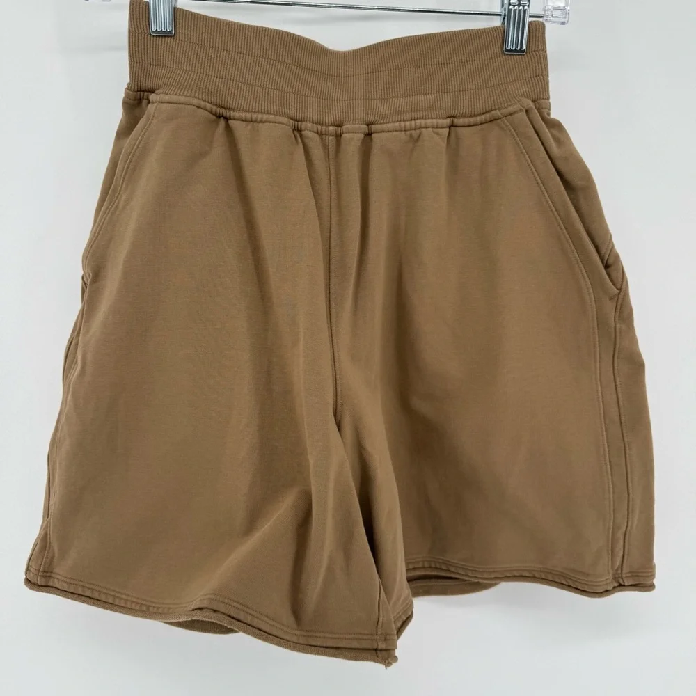 Lululemon LA French Terry HR Long Short Size 4 Cozy Activewear